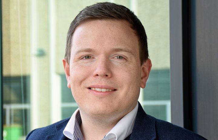 Kim Rasmussen blir ny daglig leder av Vikeså Glassindustri AS. Foto: Guro 
Waksvik