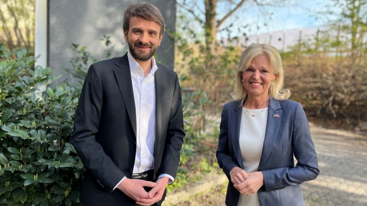 Næringsminister Jan Christian Vestre og Anna Hallberg, svensk utenrikshandelsminister og minister med ansvar for nordiske spørsmål.