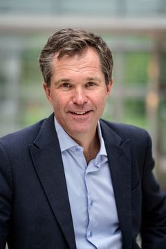 Portrettbilde av administrerende direktør i Forskningsrådet John-Arne Røttingen, tatt av Jonas Bendiksen i mai 2019