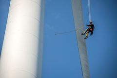 Shell has more than 20 years of experience in wind power, Image is from the Noordzee Wind Farm in the Netherlands. (Photo: Shell)