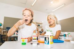 Barn som spiser produkter fra TINEs skolemelkordning, Skolelyst.