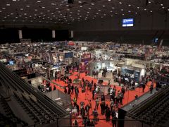 Det myldret av folkpå Boligmessen i helgen, og både arrangøren Compass Fairs og vertskapet i Telenor Arena er fornøyde med arrangementet. Foto: Tove Søderholm/Telenor Arena
