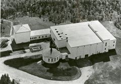 Dagens museumsbygning ble tatt i bruk i 1960. Foto: Norges arktiske universitetsmuseum