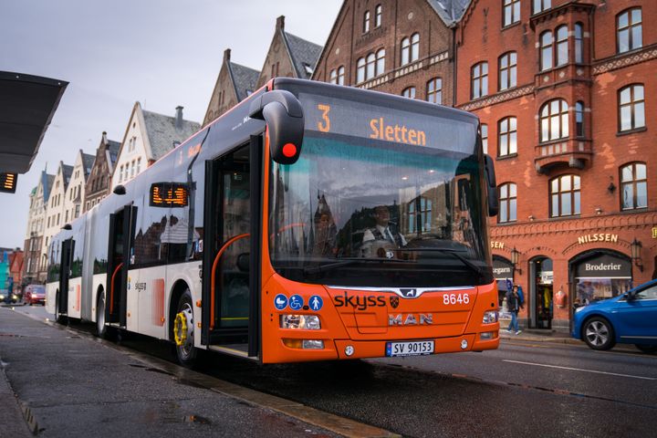 Yrkestrafikkforbundet ønsker 50 prosent kapasitet på busser til "røde soner". Foto:  Jonas Ruud