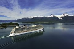 Norwegian Cruise Lines Holdings forplikter seg til nullutslipp. Her fra et av selskapets cruise med skipet Bliss i Alaska, Ketchikan.