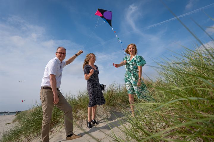 CEO Eimund Nygaard of Lyse (from the left), CEO Jannicke Hilland of BKK and managing director Marianne J. Olsnes in Norske Shell unite efforts to develop Offshore Wind power in the Norwegian North Sea. (Photo: Shell)