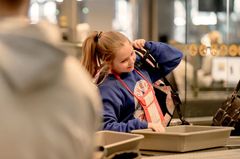 Det er mange aktiviteter for barn og unge på Oslo lufthavn i høstferien (Foto: Avinor Oslo lufthavn)