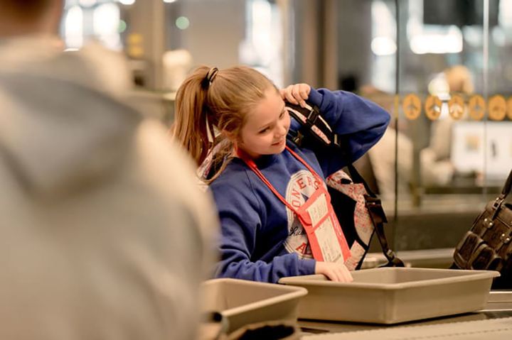 Det er mange aktiviteter for barn og unge på Oslo lufthavn i høstferien (Foto: Avinor Oslo lufthavn)