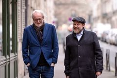 I TV 2s nye underholdningsserie «Truls á la Hellstrøms Bistro» følger vi Truls Svendsen og Eyvind Hellstrøm gjennom ti episoder når de åpner opp en pop-up Bistro sammen. Foto: Per Christian Lindh/TV 2.