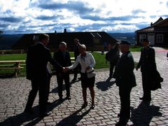 Statsråden ankommer Kongsvinger festning.
