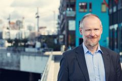 - Som ny justisminister kan Jøran Kallmyr ta et viktig grep for norske forbrukere ved å trekke tilbake lovforslaget slik at det kan bli utredet på skikkelig vis, sier Henning Lauridsen i NBBL. (Foto: Nadia Frantsen)