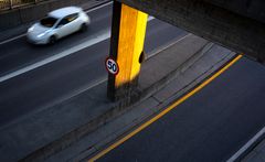 Sjåførene med lavest alminnelig inntekt overholder fartsgrensene mest, og de med høyere inntekt mest kjører mest for fort.