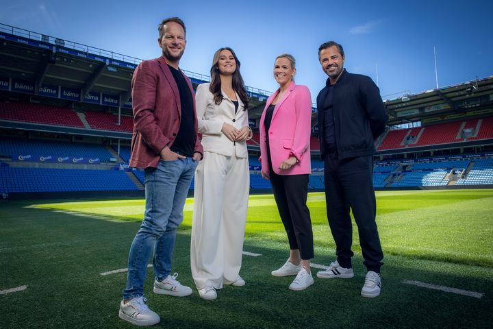 Andreas Hagen, Ingrid Halstensen, Carina Olset og Jan-Henrik Børslid er noen av profilene som skal jobbe med fotball-EM for NRK og TV 2. Foto: Julia Marie Naglestad/NRK/TV 2