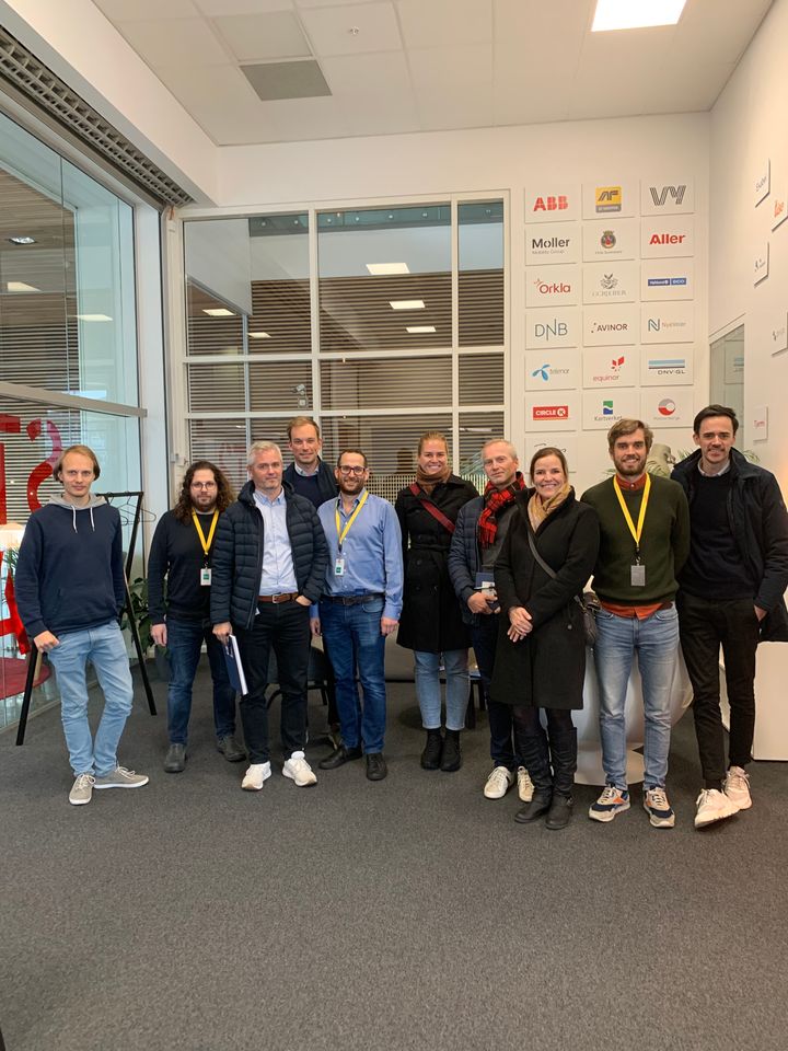 AF Eiendom og Bygr-teamet ved et besøk hos selskapet denne høsten. Foto: AF Gruppen
