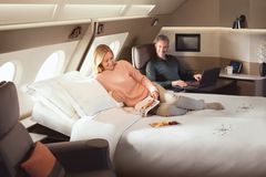 Snart kan passasjerene i suitene på Singapore Airlines A380 høre på sin favorittartist med Beoplay H9i.