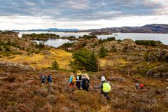 Ungdom i Fjordkysten regional- og geopark helt vest i Norge. Foto: Stig Steinsund