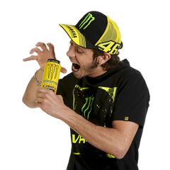 Valentino Rossi med den nye energidrikken «The Doctor»