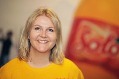 PÅSKESMIL: Solosjef Maria Brennodden er storfornøyd med Solosalget i påsken.