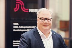Bård Folke Fredriksen, administrerende direktør i NBBL er fornøyd med at regjeringen lyttet til et felles kompromiss fra en bred allianse.
