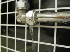 Kostnadene for vannskader i norske hjem i løpet av sommermånedene har nå passert én milliard kroner. Foto: SINTEF