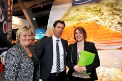 - Stor innovasjonshøyde og omstilingsevne blant norske bedrifter, slår fiskeriminister Elisabeth Alsaker (t.v.) fast. Her på Seafod Expo Global med Henning Beltestad, CEO i Lerøy som har opplevd enorm vekst den senere tiden, og leder for biobaserte næringer i Innovasjon Norge, Sigridur Thormodsdottir. Foto: Innovasjon Norge
