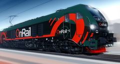 Gods på tog kjører med hybridlokomotiver.
