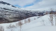 Sulisdalen mot Sulitjelma. Fortsatt vinter i høyden. Foto: Jim Tovås Kristensen