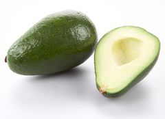 Vi bruker avokado til mer enn bare guacamole.