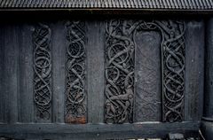 Detaljer fra treskjæringa på Urnes Stavkirke i Ornes. Stavkirka er på UNESCOs verdensavliste.
