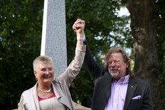 Årets Ladejarl 2012, Helga Arntzen og Colonialmajor Odd Reitan