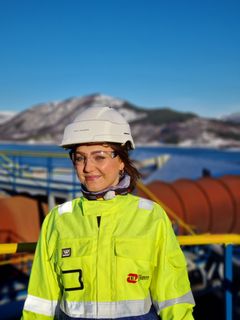 Kari Alexandra Haugberg, HR-rådgiver og opplæringsleder ved Elkem Salten Verk er en av ambassadørene for kampanjen Norske BærekrefterFoto: Elkem