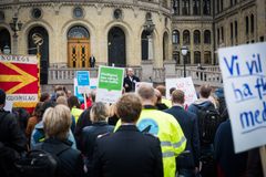 Fra momskompdemonstrasjon foran Stortinget 2017. Foto: Birgitte Heneide/Frivillighet Norge