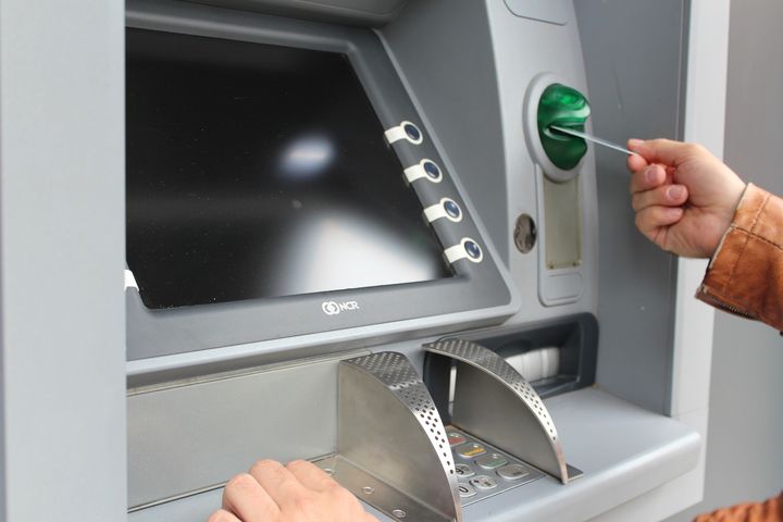 FÅR UTTAKSRENTE: – Vårt rabattprogram, vår selvvalgte finansieringsløsning, samt at vi også har lavere priser enn de fleste av våre konkurrenter, er blant fordelene han mener gjør Ikano Visa til et godt kredittkort til tross for at avgiftene nå øker, sier Christian Gagnum i Ikano Bank til Dinero.no.