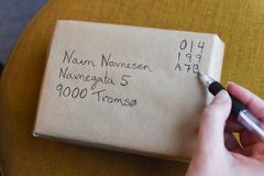 Digitale frimerker kan brukes på post opp til to kilo.  FOTO: Posten
