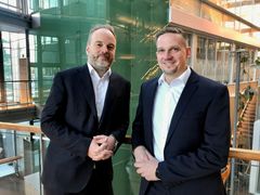 Fra venstre: Wiljar Nesse, EVP Financial Services i EVRY, og Oliver Olmesdahl, CEO i CoCoNet