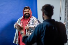 Abubakar «Abu» Hussain er klar for «Norges nye megahit», som har premiere på TV 2 20. november. Foto: Robert Dreier Holand/TV 2
