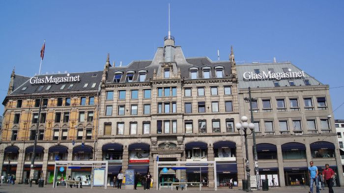 Kjøpesenteret GlasMagasinet står foran en revitalisering. 1. februar stenger 2. og 3. etasje for oppussing, og det vil komme et helt nytt og spennende konsept i disse etasjene.