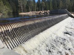Stadig flere aktører velger Coanda-inntak når de bygger småkraftverk. Foto: Lars Midttun, NVE