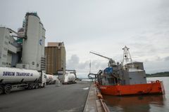 Får landstrøm. Skipene som losser sement på Sjursøya skal få strøm fra kai. Foto: Oslo Havn Fri bruk mot kreditering