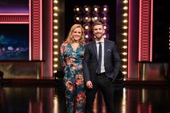 Fredag var det klart for det aller første "Senkveld med Helene og Stian" på TV 2. Foto: TV 2