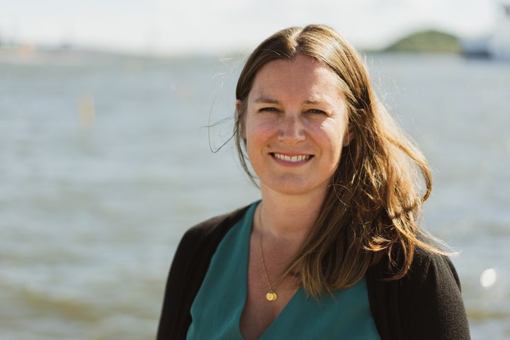 ALKOHOL GJØR BÅTLIVET FARLIGERE: Talsperson for Klar for sjøen-samarbeidet, Randi Hagen Eriksrud, oppfordrer til ikke å ta festen i båten i sommer.
