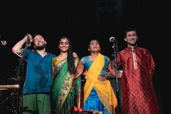 9 GraderNord - Strålande smil etter ein vellukka konsert i 2018. Foto: Amalia Pop