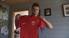 Håvard Hetle er fra bygda Breim på vestlandet. Han er en fysisk stor, uredd keeper som drømmer om å få spille for Sogndal. Håvard er nest eldst av seks søsken.
