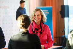 Vipps-direktør Berit Svendsen på pressekonferansen i Bergen. Foto: Kilian Munch