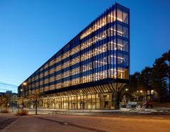 29. november åpner Finansparken i Stavanger. Arkitektene i Helen & Hard og SAAHA har tegnet bygget. Rubicon AS har levert fasadene. Foto: Sindre Ellingsen