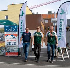 F.v.: Ivar Holand (Reistadløpet), Trond Gunnar Skillingstad og Tom Rune Eliseussen (Statskog). Foto: 	Fredrik Julius Jenssen