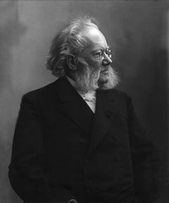 Henrik Ibsen la et lokk over sin apotekerbakgrunn etter at han forlot Grimstad. Foto: Gustav Borgen/Norsk Folkemuseum/Wikimedia Commons