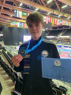 Martin Romundset Nilsen med gullmedalje i Tallinn Open. Fotograf Tor Nilsen