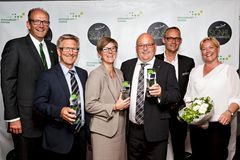 Finn Kristian Aamodt, adm dir i Innovasjon Norge sammen med Sverre Narvesen, Kjersti Kleven, Leif Waarum, Knut Helge Veste og Adelheid Stenvik.