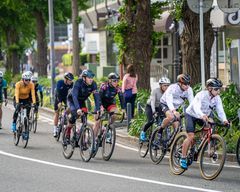 Vetle Thorn og Solveig Løvseth på Bike familarization i Yokohama i dag. Foto Mikal Iden/Norges Triatlonforbund